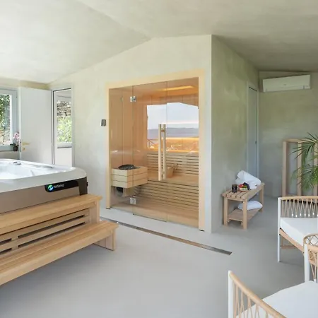 Torre Ginestre 12, Emma Villa Arezzo