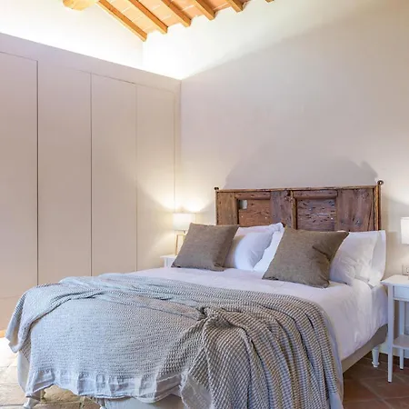 Torre Ginestre 12, Emma Villa Arezzo