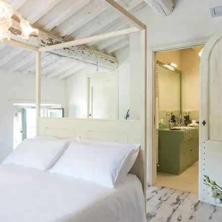 Torre Ginestre 12, Emma Villa *