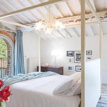 Villa Torre Ginestre 12, Emma *