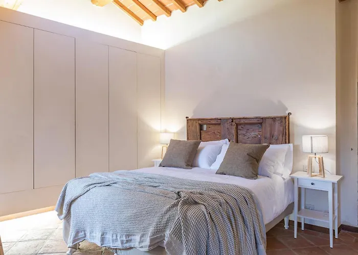 Torre Ginestre 12, Emma Villa Arezzo