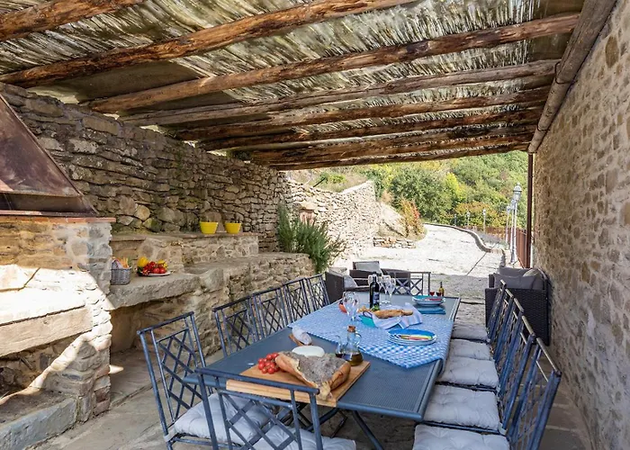 Villa Torre Ginestre 12, Emma Arezzo